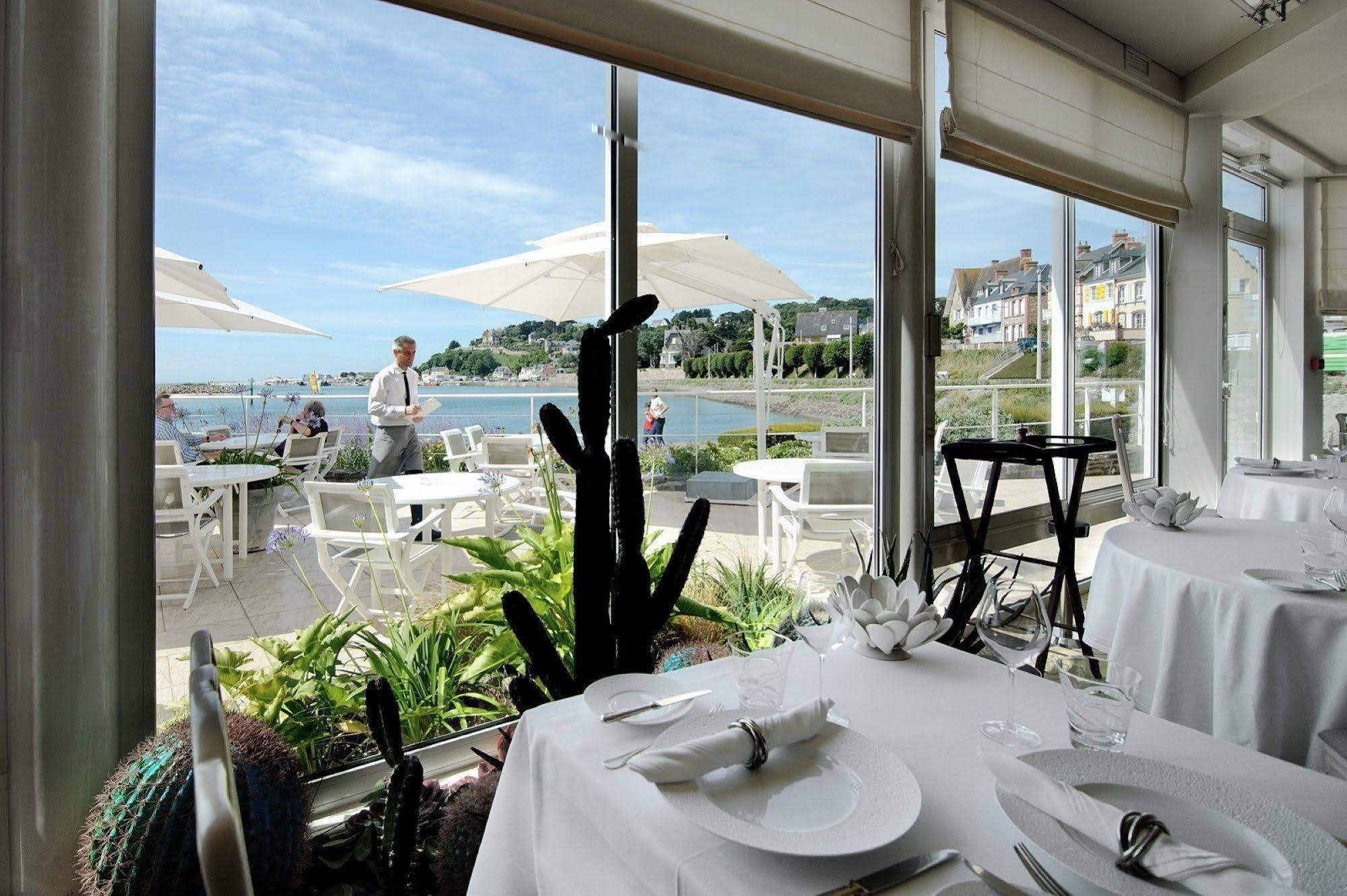 Hôtel La Marine Barneville-Carteret Exterior foto